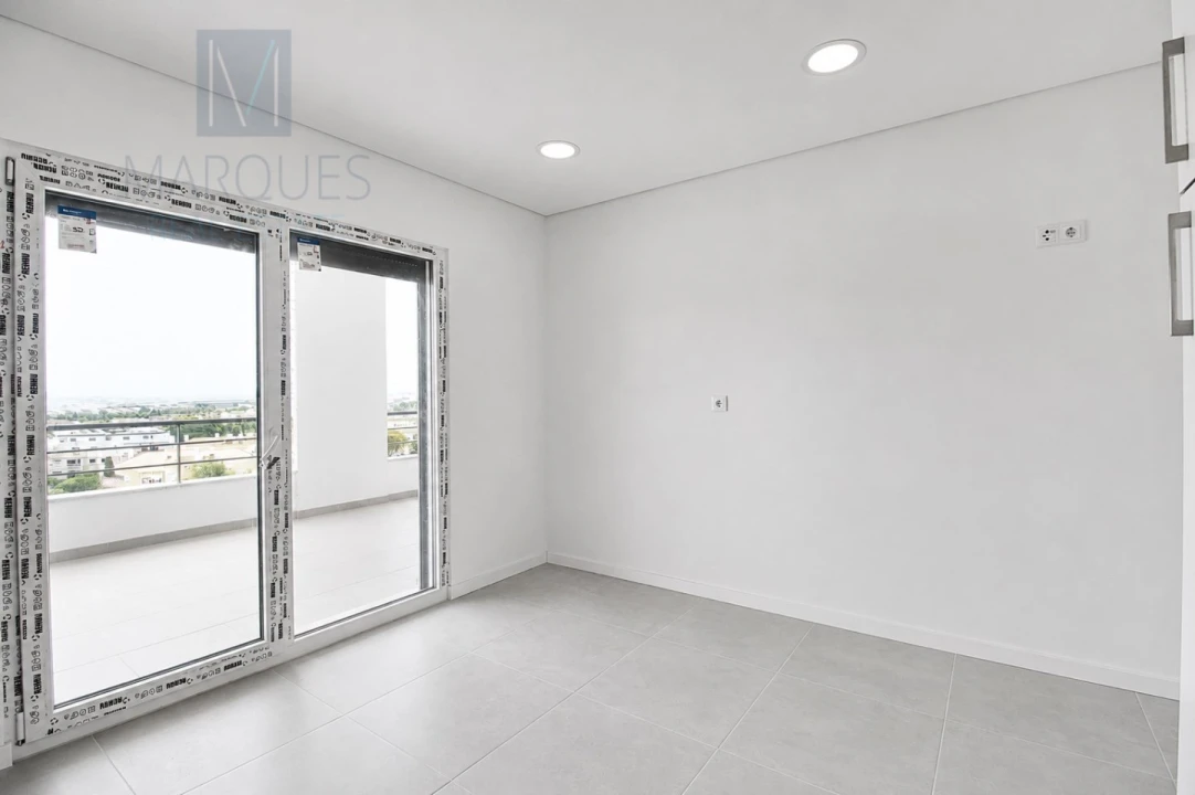 Apartamento T3 para Venda em Seixal, Arrentela e Aldeia de Paio Pires Foto 7