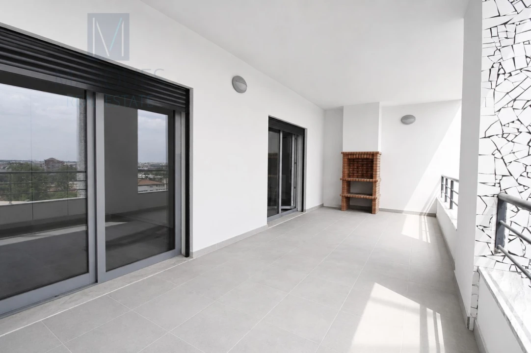 Apartamento T3 para Venda em Seixal, Arrentela e Aldeia de Paio Pires Foto 8