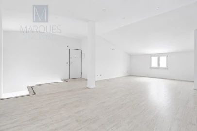 Apartamento T3 para Venda em Seixal, Arrentela e Aldeia de Paio Pires