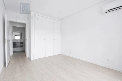 Apartamento T3 para Venda em Seixal, Arrentela e Aldeia de Paio Pires