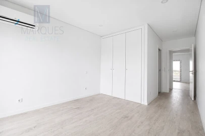 Apartamento T3 para Venda em Seixal, Arrentela e Aldeia de Paio Pires