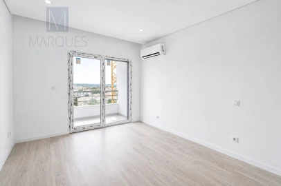 Apartamento T3 para Venda em Seixal, Arrentela e Aldeia de Paio Pires
