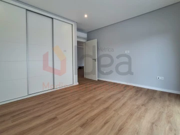 Moradia T3 para Venda em Fernao Ferro