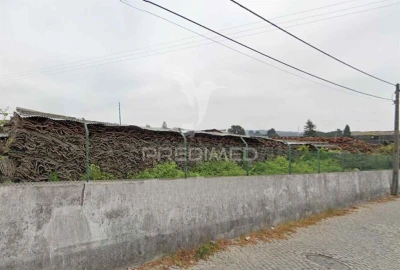 Armazém para Venda em São Paio de Oleiros