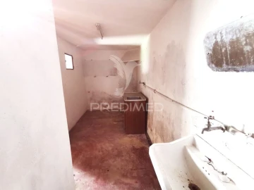 Moradia T1 para Venda em Paialvo