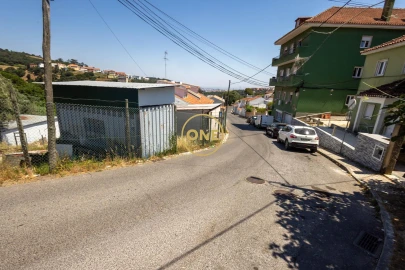 Terreno para Venda em Ramada e Caneças