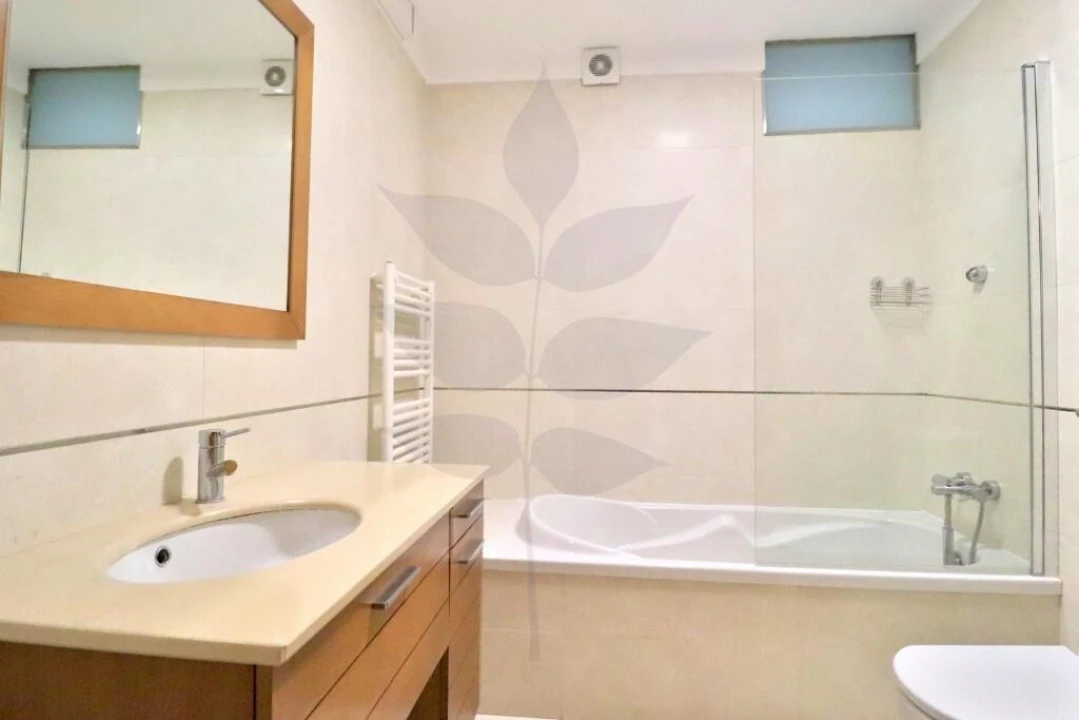 Apartamento T3 para Venda em Este (São Pedro e São Mamede) Foto 17