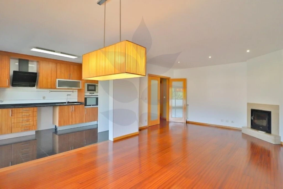 Apartamento T3 para Venda em Este (São Pedro e São Mamede) Foto 1