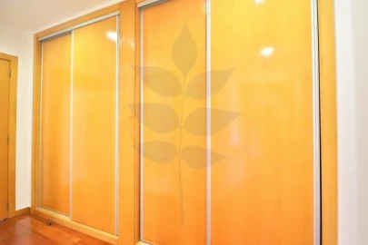 Apartamento T3 para Venda em Este (São Pedro e São Mamede)