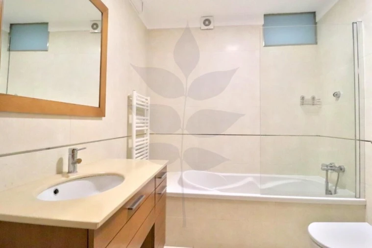 Apartamento T3 para Venda em Este (São Pedro e São Mamede) Foto 17