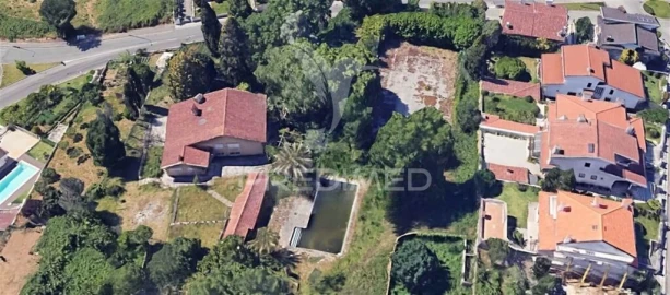 Moradia T6 para Venda em São João da Madeira