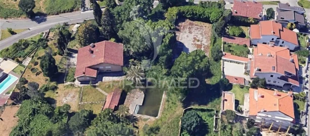 Moradia T6 para Venda em São João da Madeira