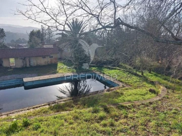 Moradia T6 para Venda em São João da Madeira