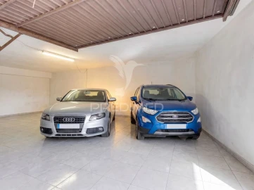 Garagem para Venda em Cacém e São Marcos
