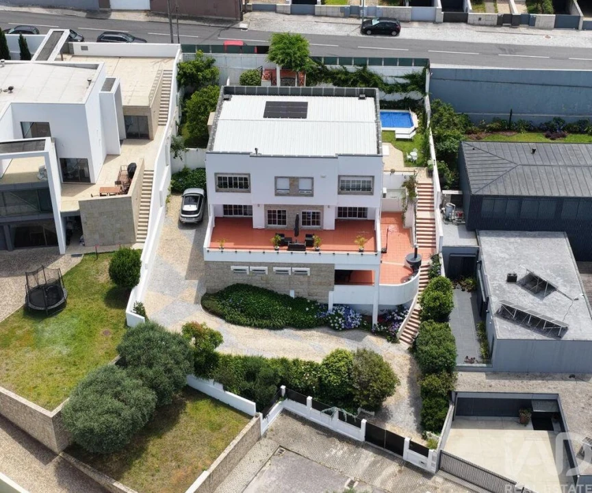 Moradia T4 para Venda em Nogueiró e Tenões Foto 1