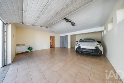 Moradia T4 para Venda em Nogueiró e Tenões