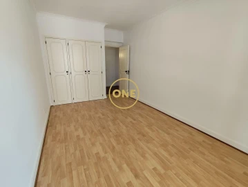 Apartamento T2 para Arrendamento em Cascais e Estoril