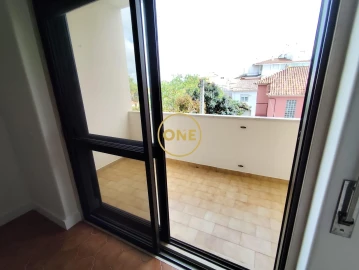 Apartamento T2 para Arrendamento em Cascais e Estoril