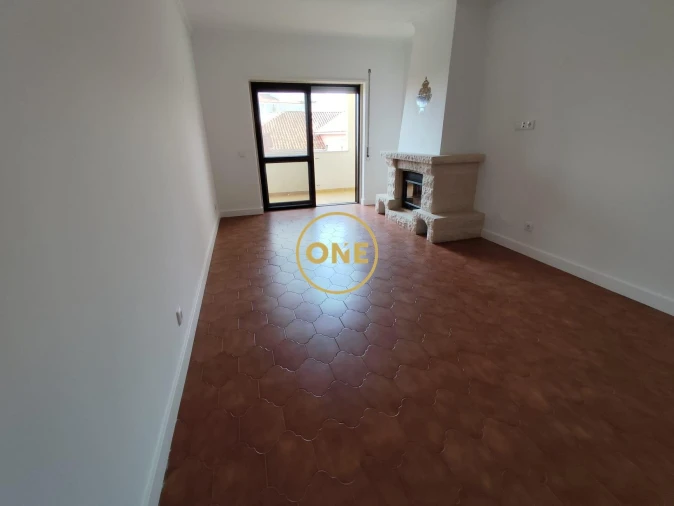 Apartamento T2 para Arrendamento em Cascais e Estoril Foto 3