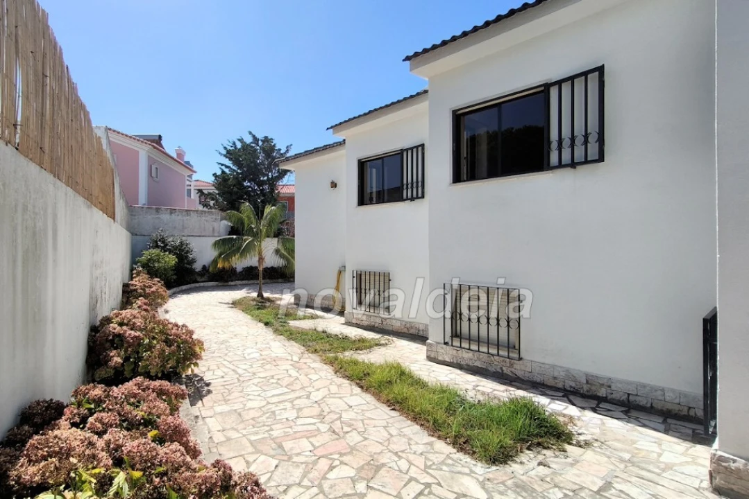 Moradia T5 para Venda em Cascais e Estoril Foto 31