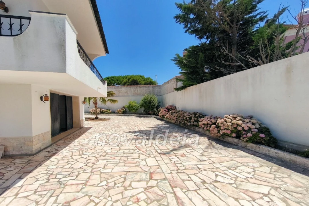 Moradia T5 para Venda em Cascais e Estoril Foto 34