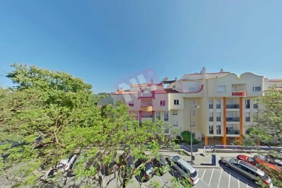Apartamento T2 para Arrendamento em Lumiar