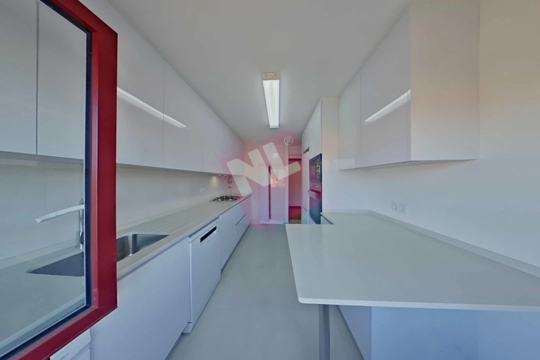 Apartamento T2 para Arrendamento em Lumiar Foto 11