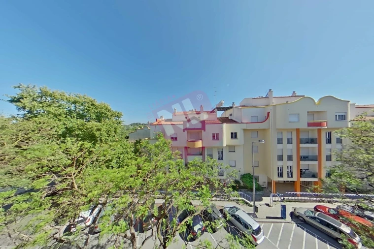 Apartamento T2 para Arrendamento em Lumiar Foto 26