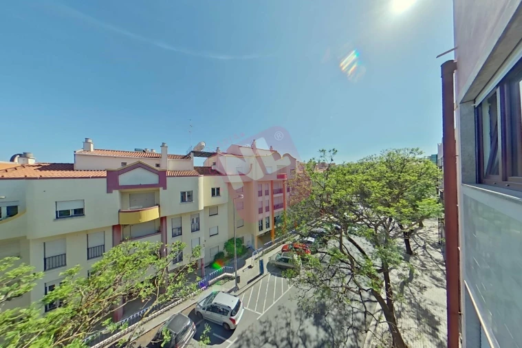 Apartamento T2 para Arrendamento em Lumiar Foto 25