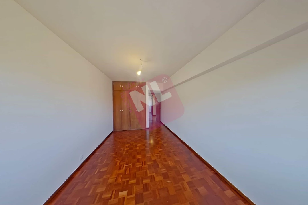Apartamento T2 para Arrendamento em Lumiar Foto 19