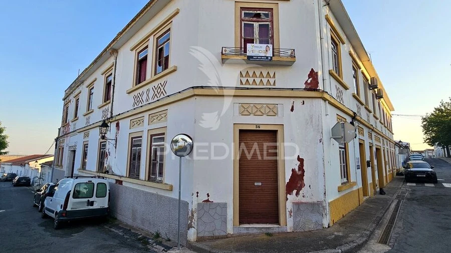 Moradia T9 para Venda em Castro Verde e Casével