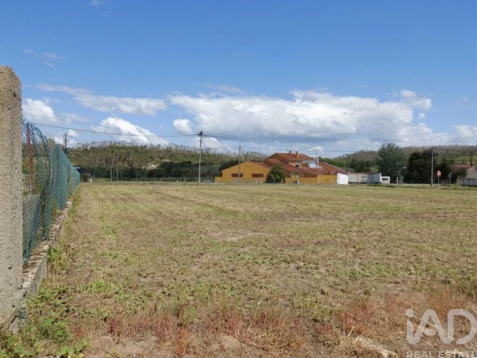 Terreno para Venda em Souto da Carpalhosa e Ortigosa Foto 8