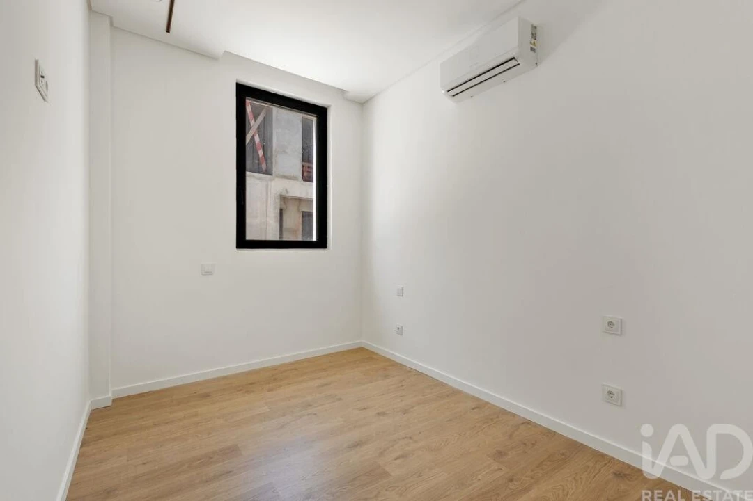 Apartamento T3 para Venda em Lourinhã e Atalaia Foto 8