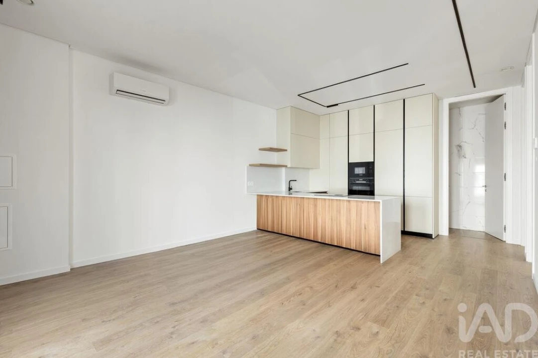 Apartamento T3 para Venda em Lourinhã e Atalaia Foto 2