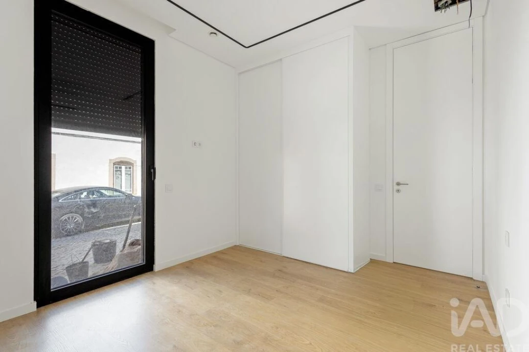Apartamento T3 para Venda em Lourinhã e Atalaia Foto 16