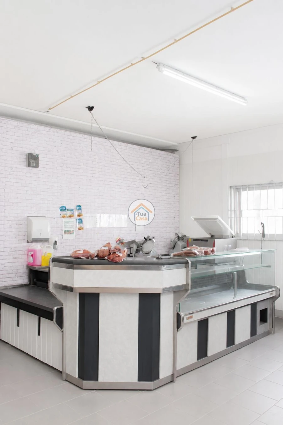 Armazém para Trespasse em Vilar de Andorinho Foto 18