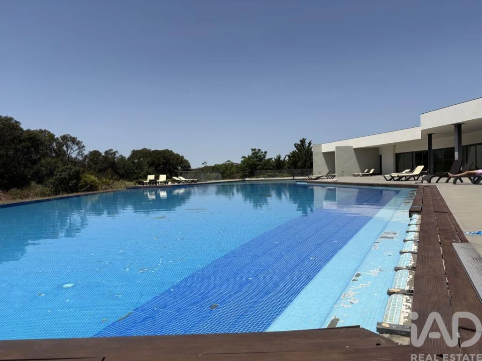 Apartamento T2 para Venda em Mexilhoeira Grande Foto 32
