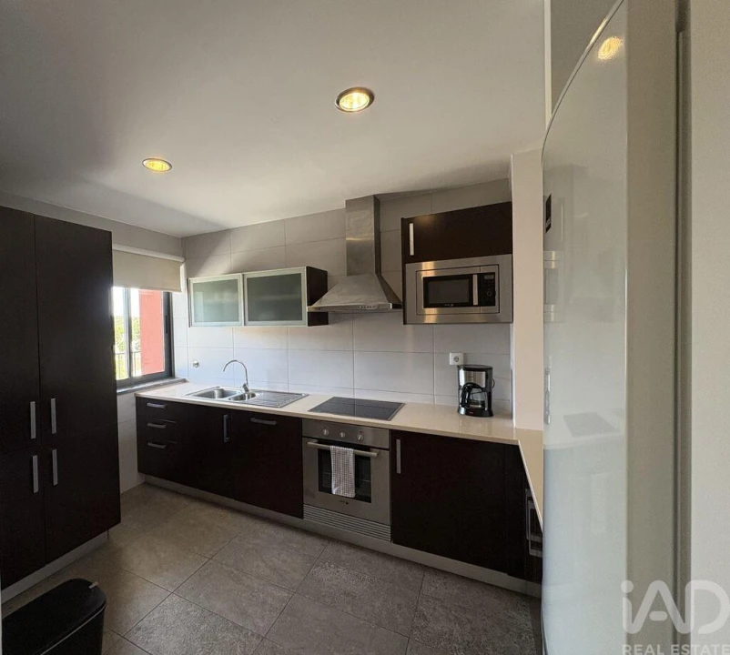 Apartamento T2 para Venda em Mexilhoeira Grande Foto 5