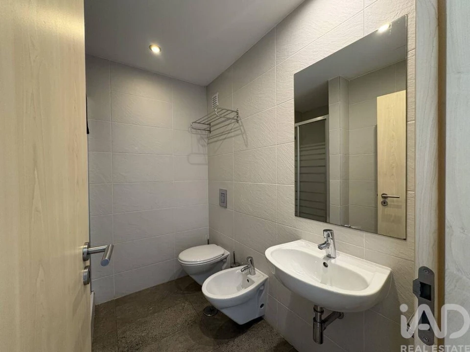 Apartamento T2 para Venda em Mexilhoeira Grande Foto 22