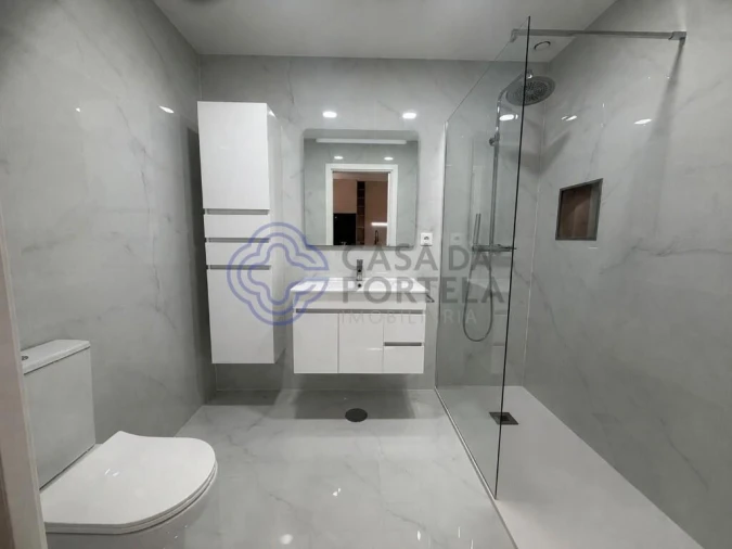 Apartamento T1 para Venda em Ermesinde Foto 6