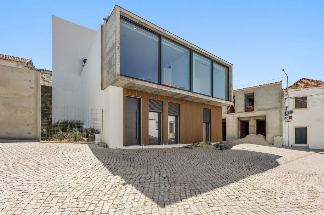 Apartamento T3 para Venda em Lourinhã e Atalaia Foto 1
