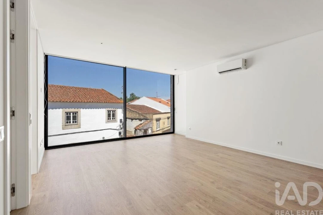 Apartamento T3 para Venda em Lourinhã e Atalaia Foto 9