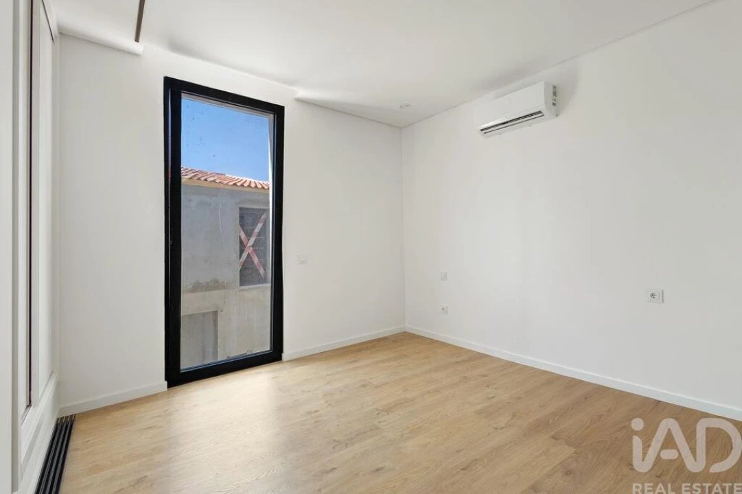 Apartamento T3 para Venda em Lourinhã e Atalaia Foto 21