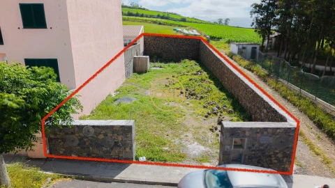 Terreno para Venda em Arrifes