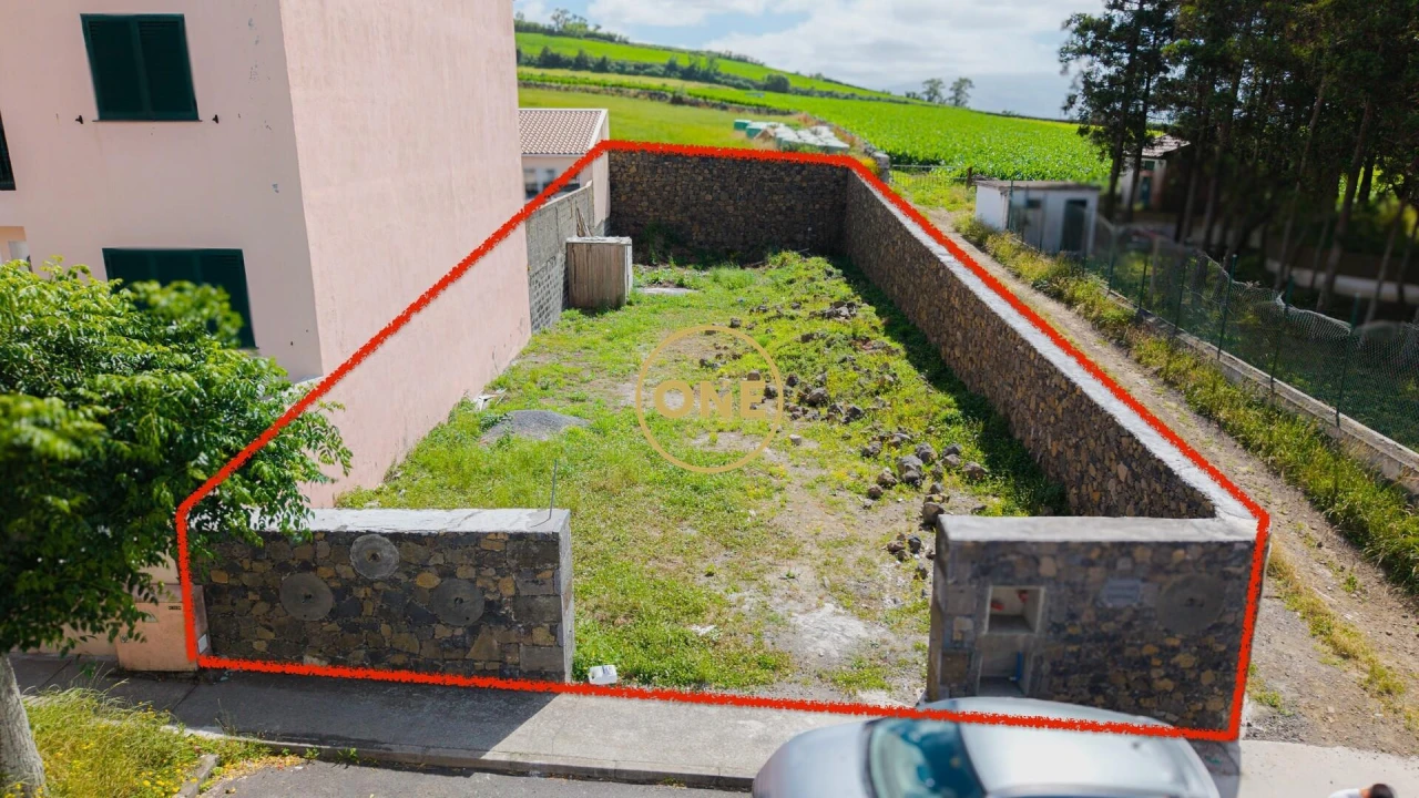 Terreno para Venda em Arrifes Foto 6