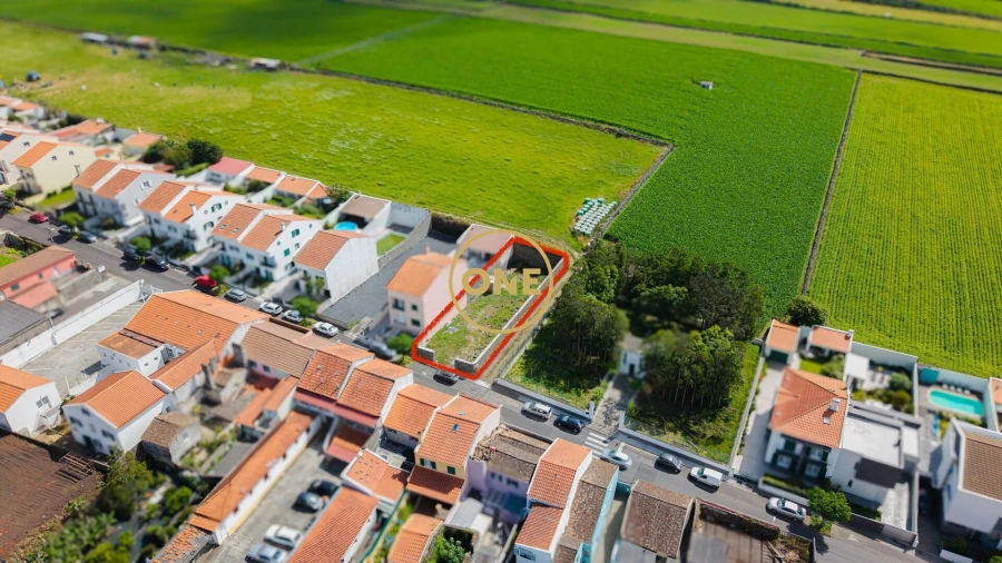 Terreno para Venda em Arrifes Foto 4