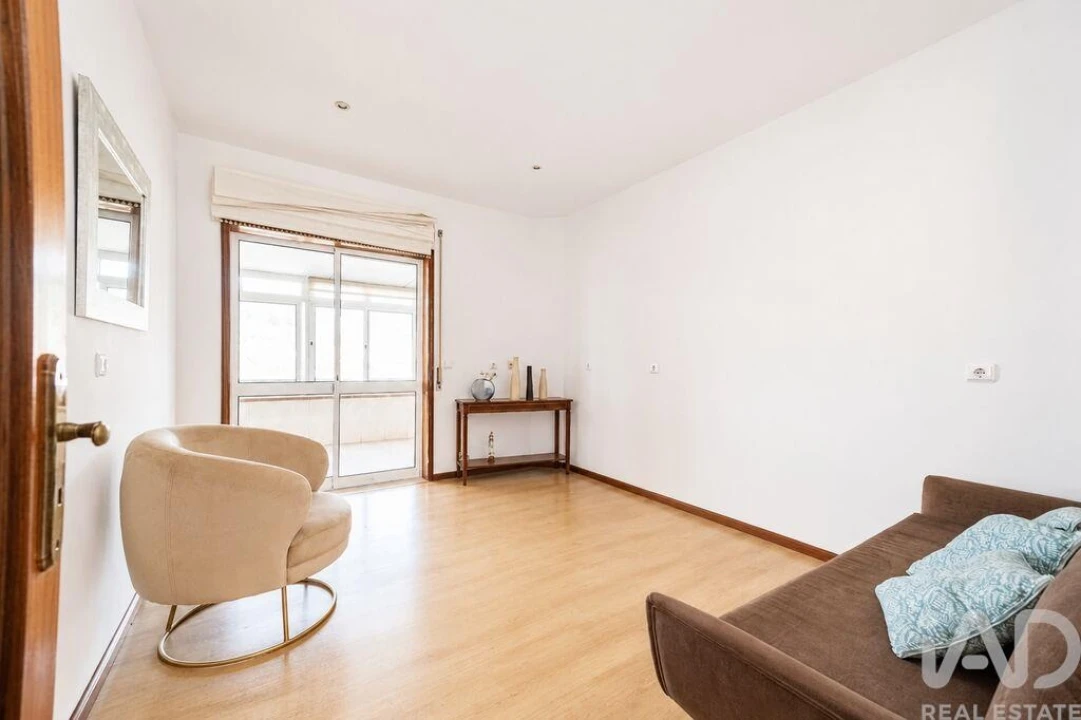 Apartamento T3 para Venda em Candoso Santiago e Mascotelos Foto 11