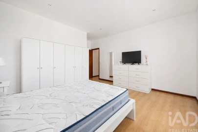 Apartamento T3 para Venda em Candoso Santiago e Mascotelos