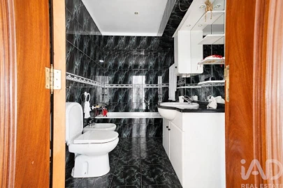 Apartamento T3 para Venda em Candoso Santiago e Mascotelos