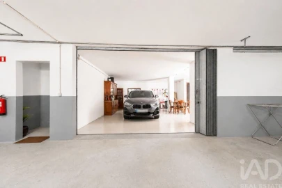 Apartamento T3 para Venda em Candoso Santiago e Mascotelos